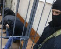 Арестованы четверо жителей Рославльского района, подозреваемые в причинении тяжкого вреда здоровью своему знакомому