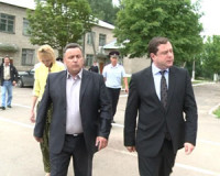 Алексей Островский побывал с рабочим визитом в Монастырщинском районе