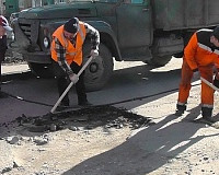 В Смоленске продолжается ямочный ремонт на проспекте Строителей, улицах Шевченко и Крупской