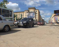 На площади Победы в Смоленске открылось двустороннее автомобильное движение