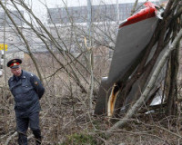 Коморовский не планирует ехать в Смоленск в годовщину крушения Ту-154