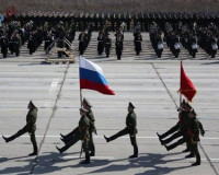 Знамя Победы по Красной площади пронесет смолянин