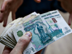 Предприниматель за взятку получил штраф в размере 7 миллионов рублей