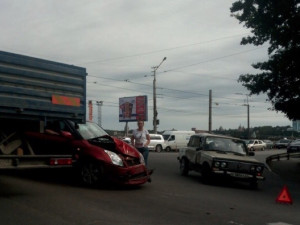 На Витебском шоссе произошла жёсткая авария