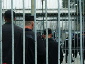 60 осужденных устроили беспорядки в смоленской колонии №2 в Вадино