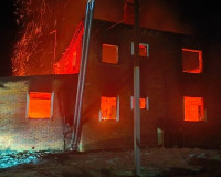 Под Смоленском сгорело общежитие предприятия лесхоза