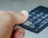 Смолянка опустошила карту доверчивого приятеля