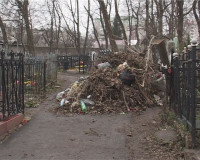 Мужчину-алиментщика отправили на кладбище