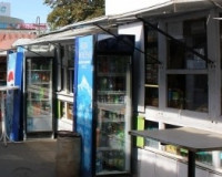 В Смоленске 18-летний  покупатель обстрелял ларек с продавщицей