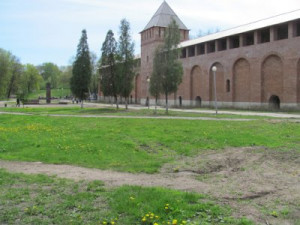 До конца мая смоленский Парк пионеров приведут в порядок