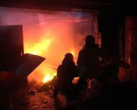 В Смоленской области загорелся гараж