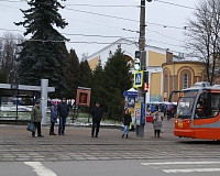 Прокуратура обяжет администрацию Смоленска привести в порядок трамвайные остановки