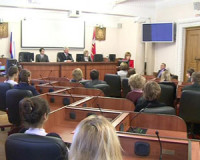 Вопросы безбарьерый среды, разрешений на строительство и порошкового алкоголя обсудили смоленские парламентарии