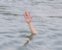 Под Смоленском школьница утонула в водоеме