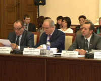В Смоленске прошли публичные слушания по обсуждению бюджета-2015