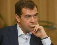 Медведев потребовал благоустроить детсады в Смоленском регионе