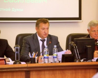 Мэра Смоленска удивляет, что оскандалившийся депутат до сих пор не сдал мандат