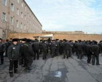 Заключенные из Армении и Грузии обвиняются в избиении сотрудника изолятора