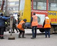 В центре Смоленска трамвай сошел с рельсов