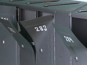 За ночь одну вандалы разгромили около 500 почтовых ящиков за ночь