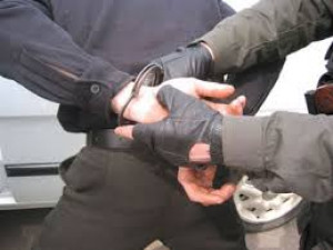 Смоленские полицейские задержали несостоявшегося наркодилера