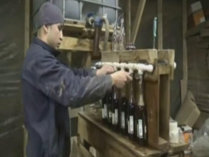 Смоленские полицейские накрыли производство паленой водки в Гагаринском районе