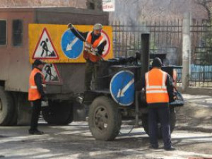 За первую неделю марта ямы «залатали» на 12 улицах Смоленска