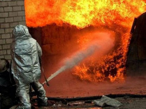 В Смоленской области сгорел гаражный бокс