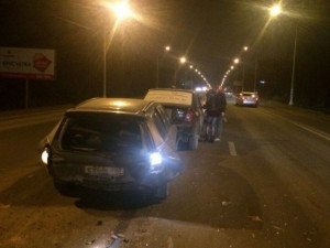 На Рославльском шоссе столкнулись четыре машины