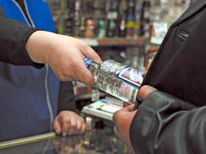 Министерство здравоохранения предлагает не продавать алкоголь пьяным покупателям