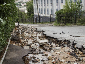 В Смоленске 69 улиц остались без горячего водоснабжения из-за коммунального прорыва