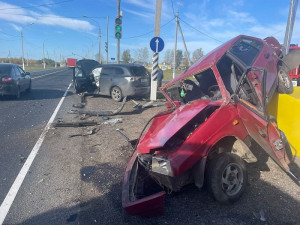 Фото: На окружной дороге Смоленска произошла жуткая авария —