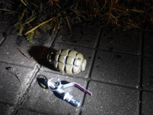 В Смоленске  на заправке на улице Тенишевой нашли гранату
