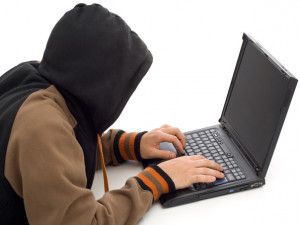 Полицейские предупреждают об активизации Интернет-мошенников
