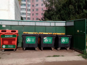 В Смоленске появились контейнеры для сбора пластика (видео)
