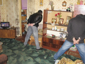 В Смоленской квартире задержали «крокодильщиков»