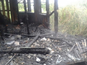 На пожарище в Смоленской области найден труп