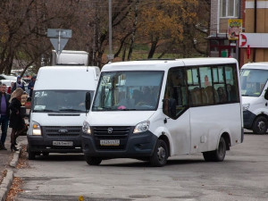 На трех автобусных маршрутах в Смоленске выявили нарушения