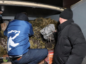 В Смоленске волонтеры отправили в зону спецоперации гуманитарный груз