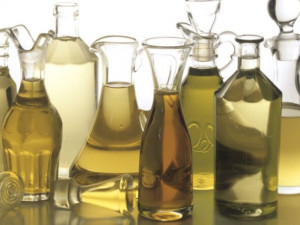 Специалисты Роскачества сравнили пользу оливкового и подсолнечного масел
