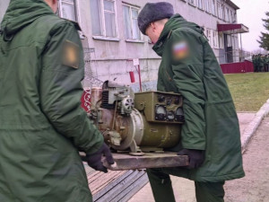 Бойцы 49-й ракетной бригады из Смоленска получили необходимые подарки в честь дня основания