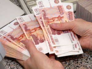 Адвокат вымогал у супруги клиента 500 тысяч рублей