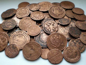 В  Смоленской области таможенники пресекли попытку контрабанды старинных монет