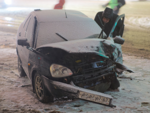 Водитель "Приоры" скончался в больнице после случившейся в центре Смоленска аварии