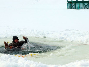 Под Смоленском рыбак провалился под лед