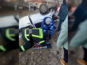 В Сети опубликовали жуткие фото аварии с перевёртышем, которая случилась под Смоленском