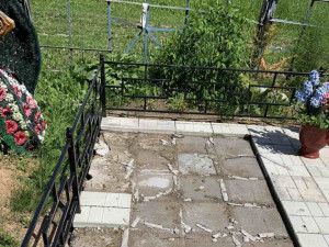 Под Смоленском на кладбище орудуют вандалы