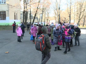 В Смоленском районе ученики пешком ходят на занятия из-за отмены школьного автобуса