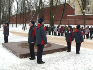 Юные смоляне заступили на пост №1 в память о жертвах блокадного Ленинграда