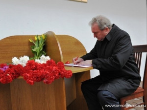 Губернатор Смоленщины выразил соболезнования белорусскому народу